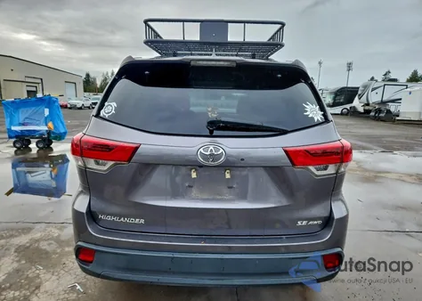 2018 Toyota Highlander Se from USA, damaged, VIN 5TDJZRFH3JS536404